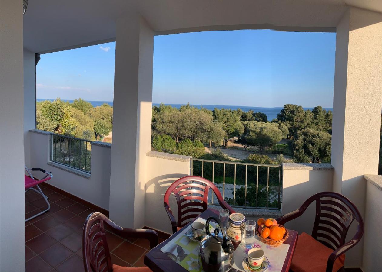 Delfino Apartment Cala Gonone Exterior photo